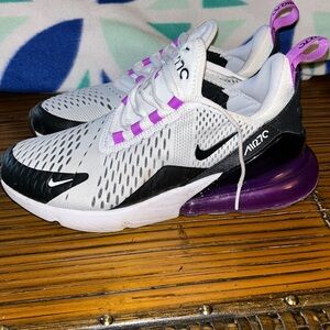 Women’s air max 270